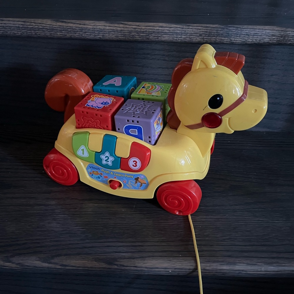 Pull along Vtech toy EUC
